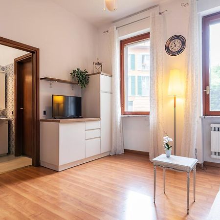 Casa Blu Flexyrent Apartment Wifi - No Ac Milan Luaran gambar